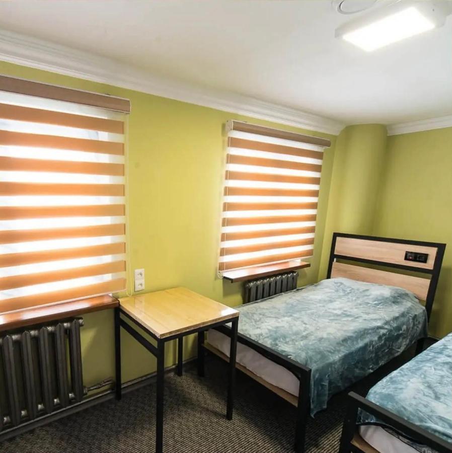 Hostel 211A Алматы Экстерьер фото